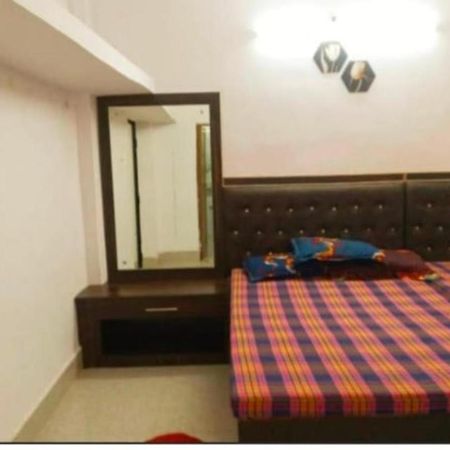 Chinta Haran Rest House Deoghar Chambre photo