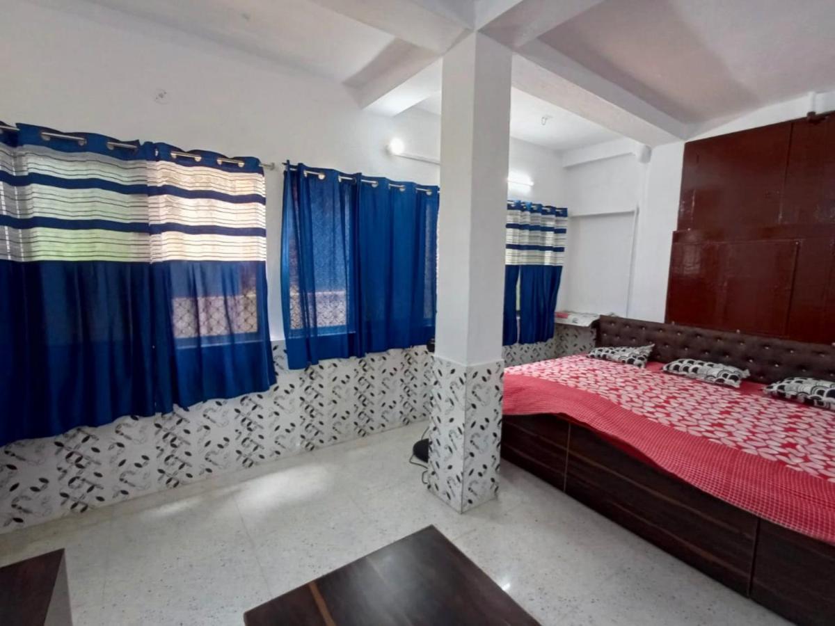 Chinta Haran Rest House Deoghar Chambre photo