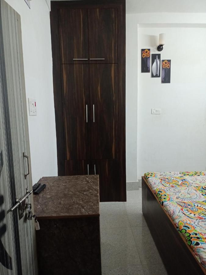 Chinta Haran Rest House Deoghar Extérieur photo