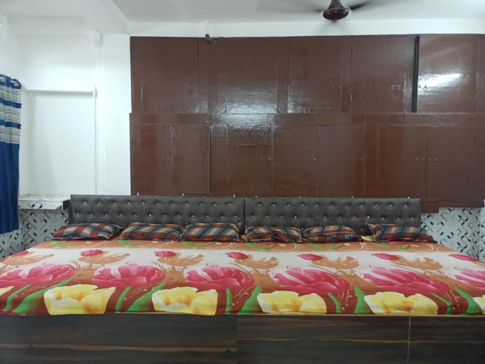 Chinta Haran Rest House Deoghar Chambre photo
