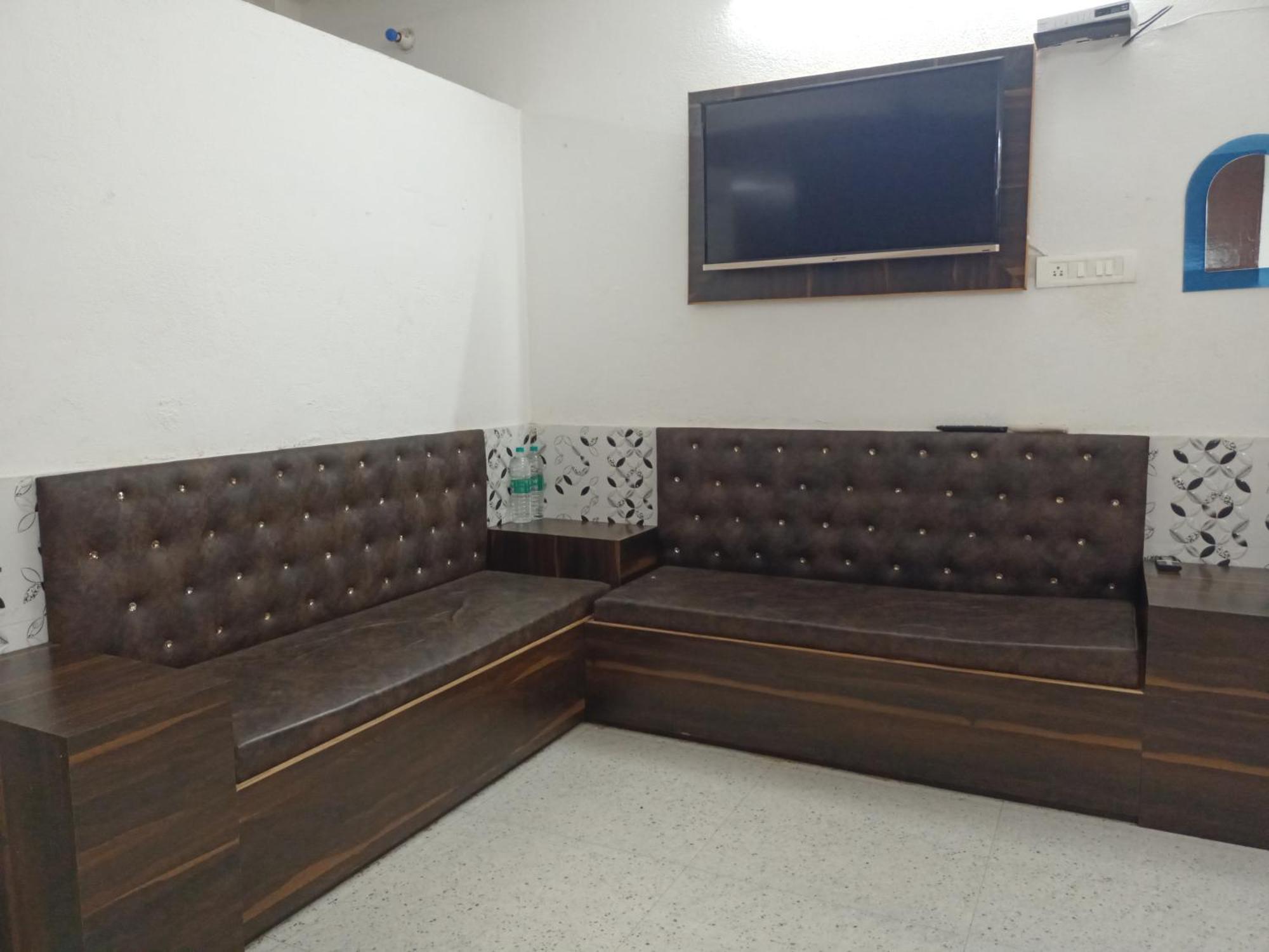 Chinta Haran Rest House Deoghar Chambre photo